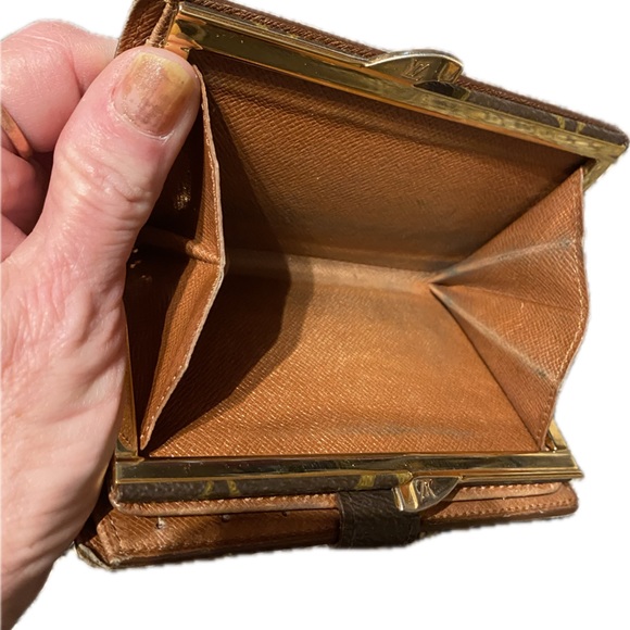 Louis Vuitton Monogram Wallet🔥Excellent Vintage Condition/Light Use🔥BEAUTIFUL! - Picture 5 of 17